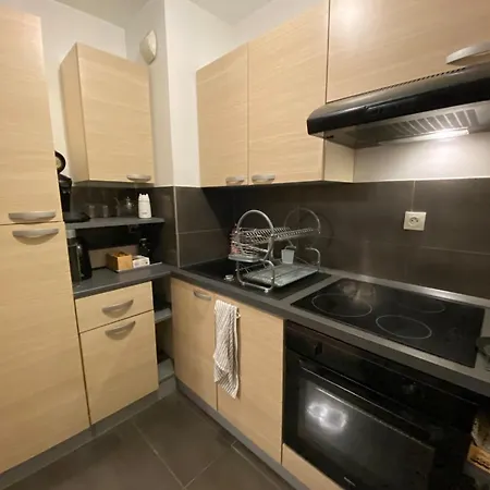 2 Apartment *