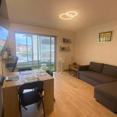2 Apartment *